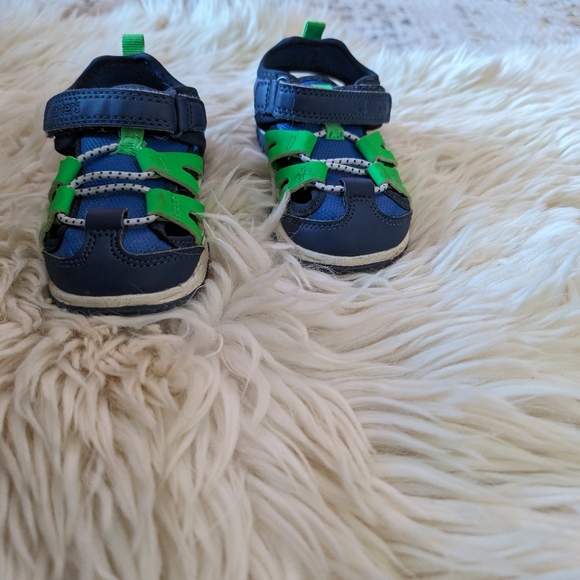 CARTERS - Shay Play Shorts Sandal - Picture 4 of 5